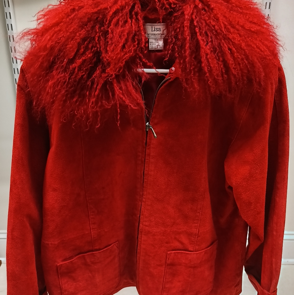 Look amazing in this red suede/ llama trimmed jacket by Lisa International.Large
